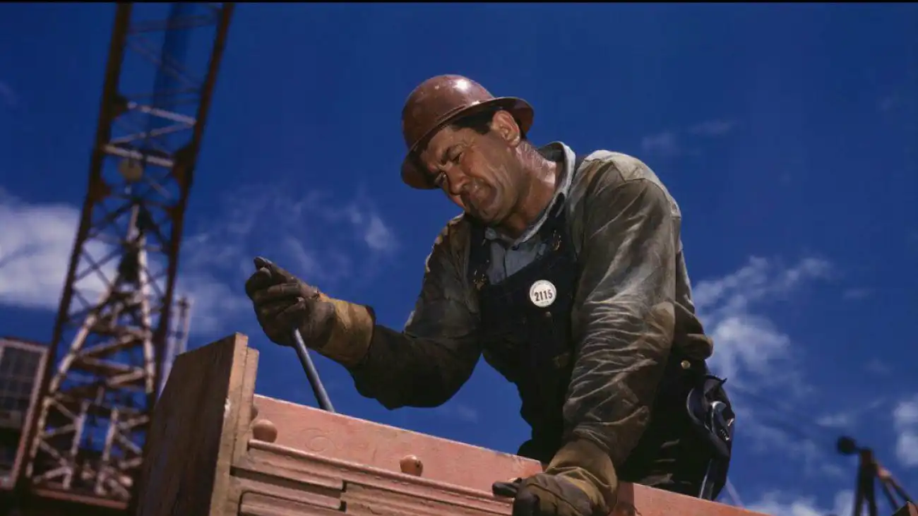 Cieśla szalunkowy oraz pomocnik