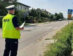 Pułtuska Policja sprawdza oznakowanie dróg wokół szkół i przedszkoli