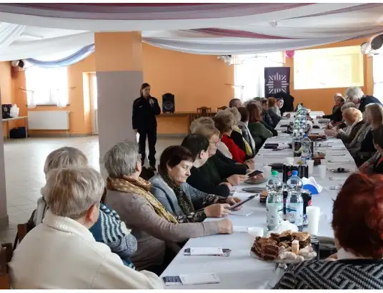 Spotkanie seniorów z powiatu pułtuskiego w ramach projektu - Aktywny i świadomy senior w świecie finansów