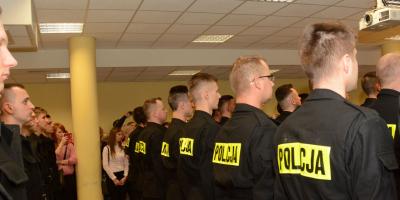 Dwóch nowych funkcjonariuszy w Komendzie Pułtuskiej Policji