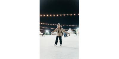 Sztuczne lodowiska - zabawa na lodzie przez cały rok