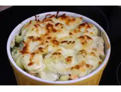 Zapiekanka z kalafiorem i makaronem