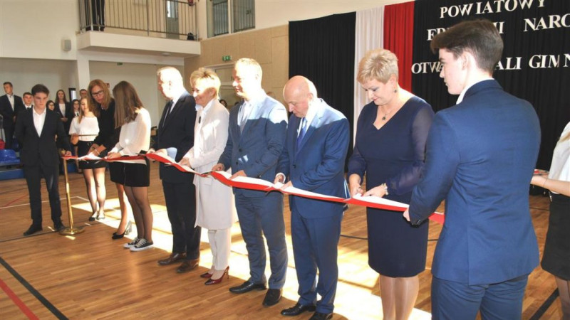 Nowa hala sportowa przy LO w Pułtusku oficjalnie otwarta