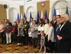 Premier Mateusz Morawiecki spotkał się z rodzinami repatriantów w Domu Polonii w Pułtusku