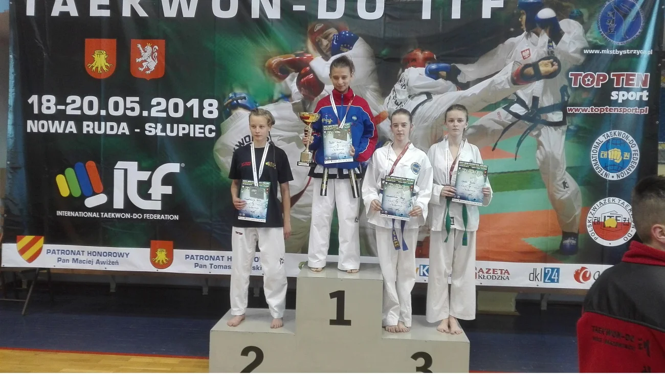Alicja Nowosielska z KAN Pułtusk - medalistką na XXV Mistrzostwach Polski Juniorów Młodszych w Taekwon-Do ITF w Nowej Rudzie 2018