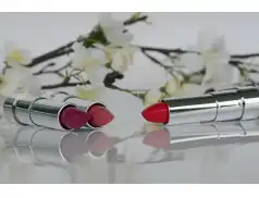 Jak wybrać odpowiedni kolor szminki do typu urody?