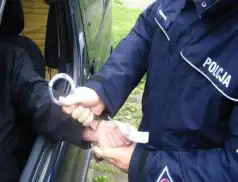 Nietrzeźwy kierowca z zakazem prowadzenia zatrzymany w Łępicach koło Pułtuska