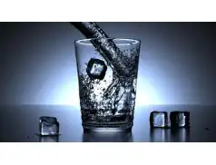 Szklanka wody przed snem