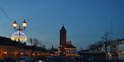 Pułtusk przyodziewa się w świąteczną szatę