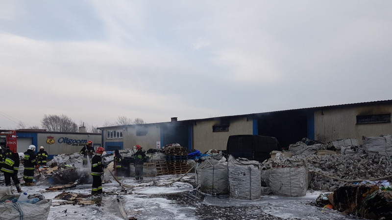 Zwarcie instalacji elektrycznej prawdopodobną przyczyną pożaru w Pułtusku