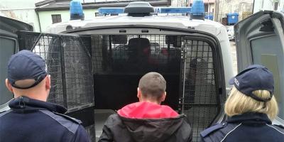 Mężczyzna chciał uniknąć odsiadki, podał się za brata, okazało się, że obaj są poszukiwani