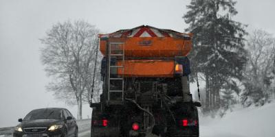 Oblodzone drogi i chodniki na Mazowszu - ostrzeżenie meteo
