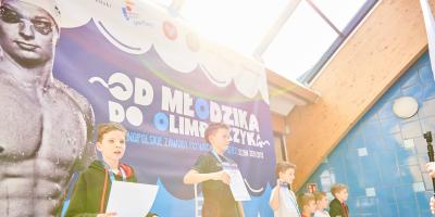 Pułtusk. Finał akcji Od Młodzika do Olimpijczyka. Świetne starty naszych pływaków z UKS Posejdon Pułtusk na Warszwiance.