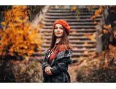 Skóra wrażliwa na jesienne chłody. Jak zachować zdrowy wygląd?