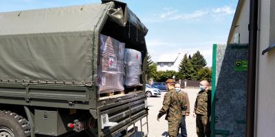 Matury 2020 i egzaminy branżowe w Pułtusku będą bezpieczne. Starostwo już dostarcza szkołom środki dezynfekujące