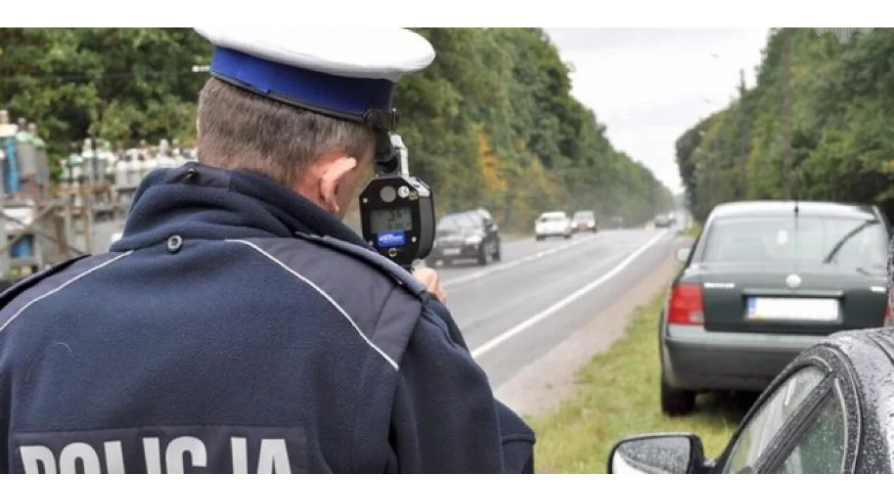 Pułtuscy policjanci prowadzą akcję “kaskadowy pomiar prędkości”