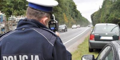 Pułtuscy policjanci prowadzą akcję “kaskadowy pomiar prędkości”