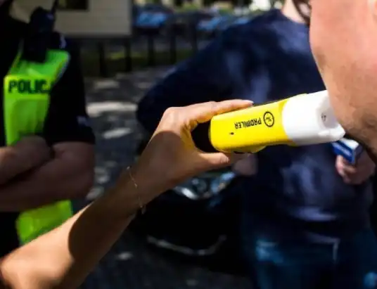 Zabrała kluczyki pijanemu kierowcy i poinformowała policję