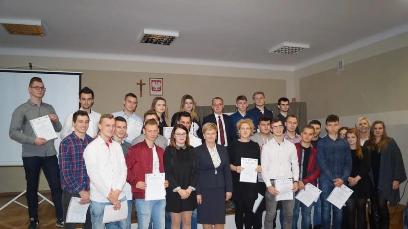 Mobilności zagraniczne w Portugalii kluczem do sukcesu uczniów i nauczycieli - podsumowanie projektu unijnego