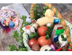 Co włożyć do koszyczka wielkanocnego?
