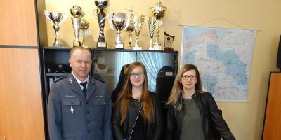 Julia z Topolnicy (gm. Zatory) najlepsza w konkursie wojewódzkim - 100 lat Policji.