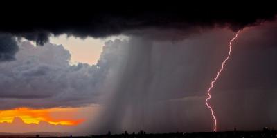 Pogoda na długi weekend czerwcowy 2019. IMGW ostrzega przed burzami z gradem!