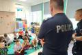 Policjanci odwiedzają szkoły w powiecie pułtuskim. Szczególna uwaga na hulajnogi