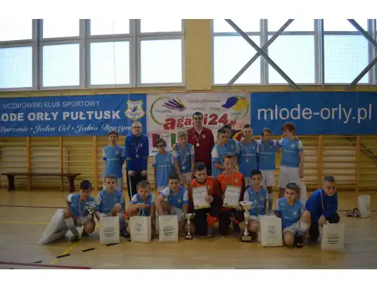 U-12 - Ogólnopolski Turniej Halowej Piłki Nożnej Młodych Orłów Nadnarwianki