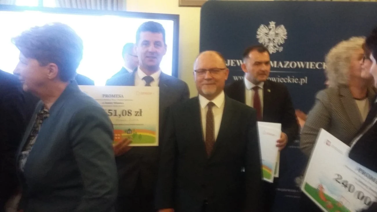 Promesy na utworzenie Klubu Senior PLUS dla gminy Winnica i Obryte w powiecie pułtuskim