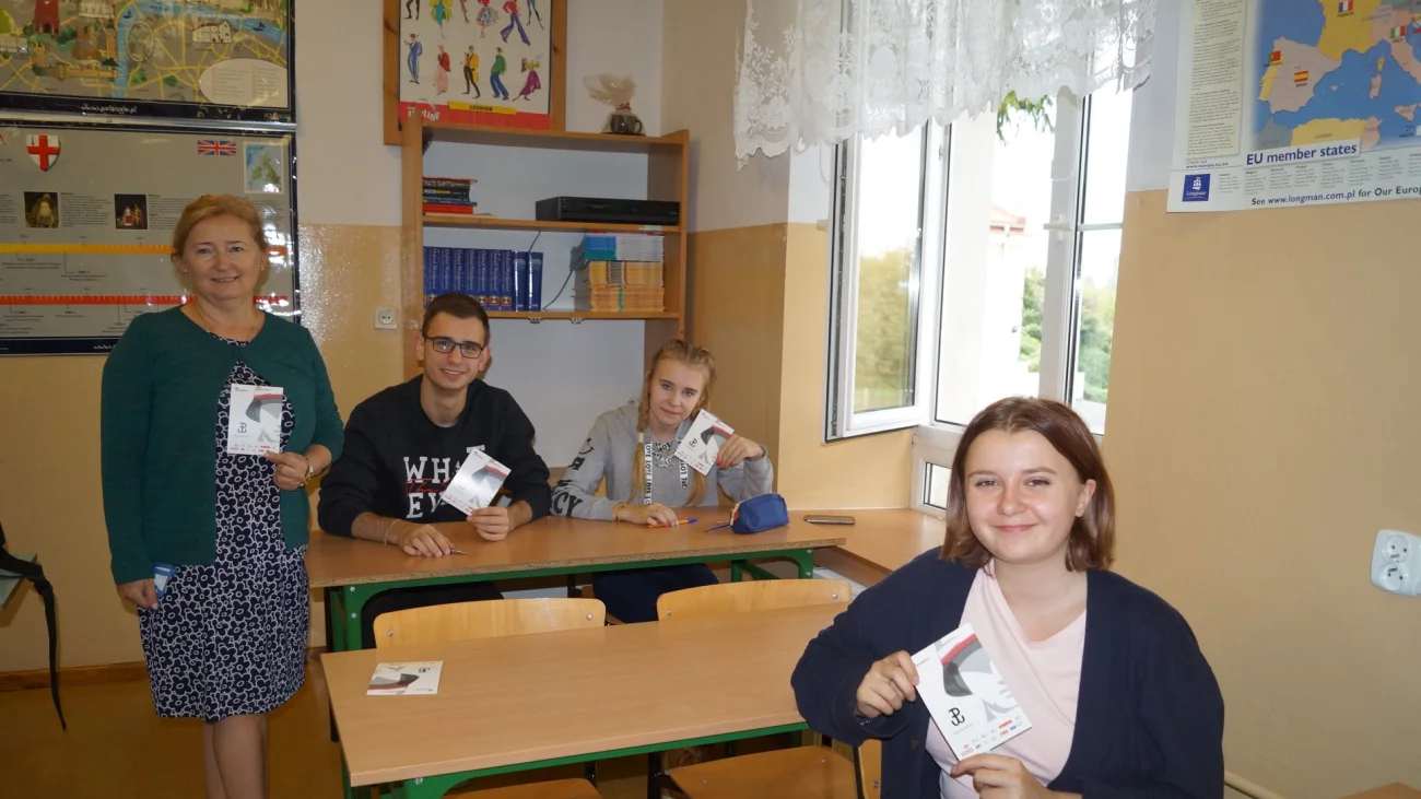 BohaterON. Włącz historię - uczniowie z pułtuskiego Prusa włączają się do ogólnopolskiej akcji