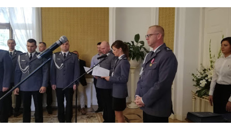 Święto Policji 2019 w Pułtusku. Awanse i odznaczenia.