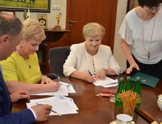 Prawie 5,2 mln zł. przeznaczono na dofinansowanie placówek rehabilitacyjnych, ponad 218 tys. zł trafi do DPS w Obrytem