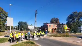 Policjanci przypominają o bezpieczeństwie na drogach powiatu pułtuskiego
