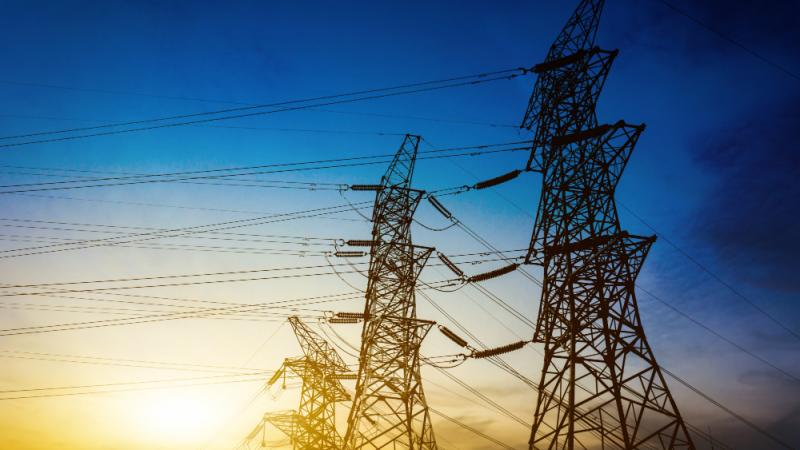 Dwa mobilne agregaty trafią do gminy Gzy. Mają pomóc w sytuacjach kryzysowych