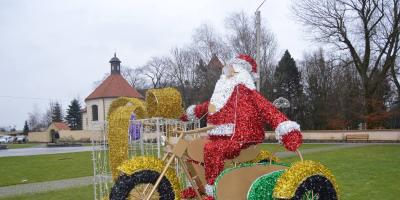 Chcieli ukraść miejskiego Mikołaja! - Kronika Policyjna