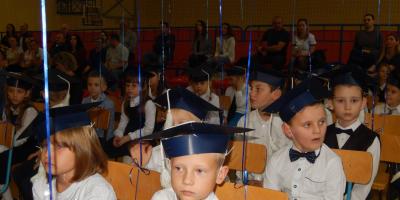 Ślubowanie pierwszaków i pasowanie przedszkolaków w ZS Nr 2 z Oddziałami Integracyjnymi w Pułtusku