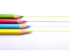 Kolorowe światy dzieciństwa. Celebracja dnia kredki jako inspiracja dla najmłodszych