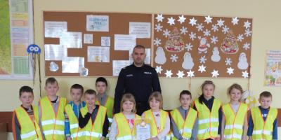 Certyfikat Akademii Bezpiecznego Puchatka dla SP w Dzierżeninie