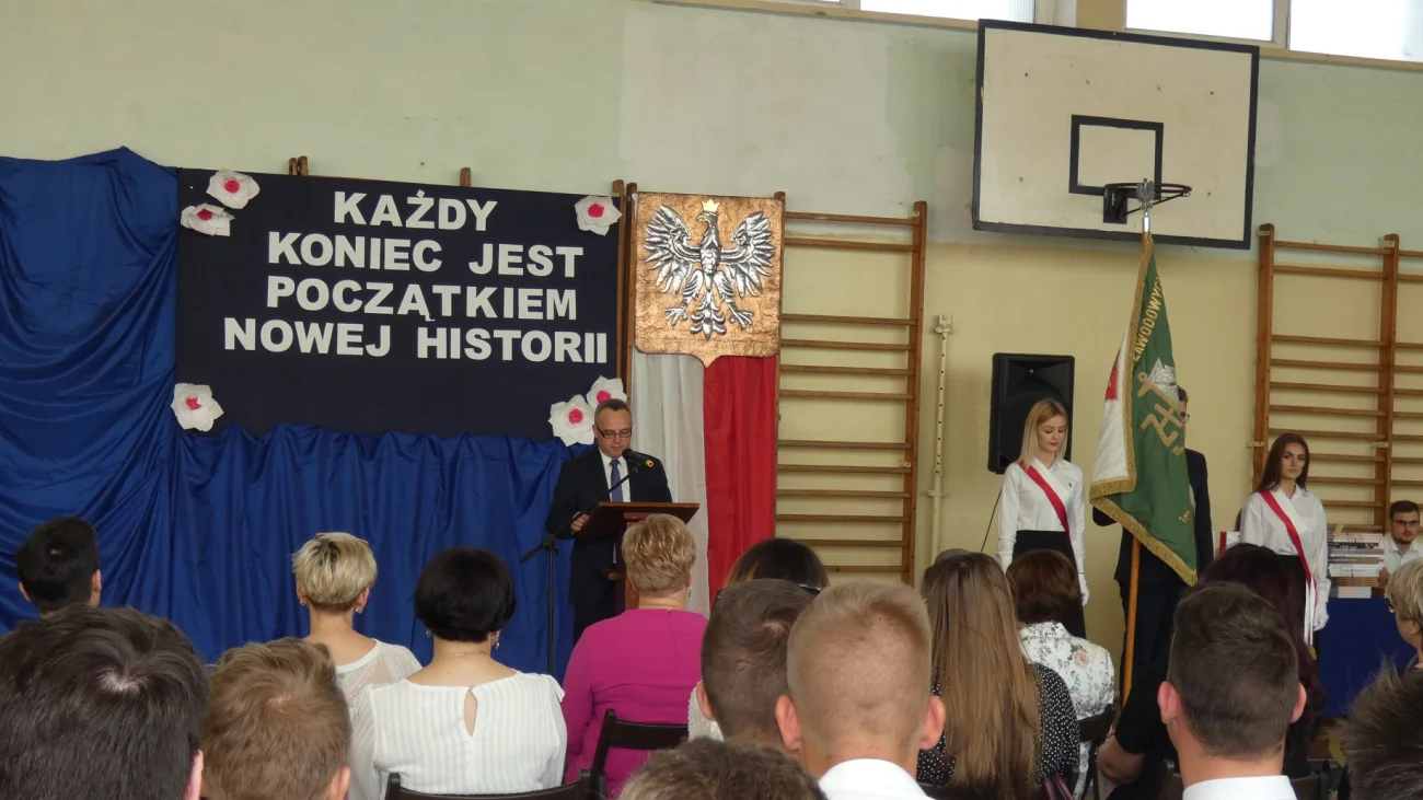 Pożegnanie maturzystów w Ruszkowskim [zdjęcia]