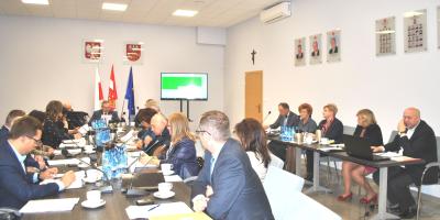 Komisje Rady Powiatu wybrane podczas II sesji