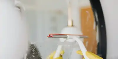 5 środków czystości, których nie może zabraknąć w łazience