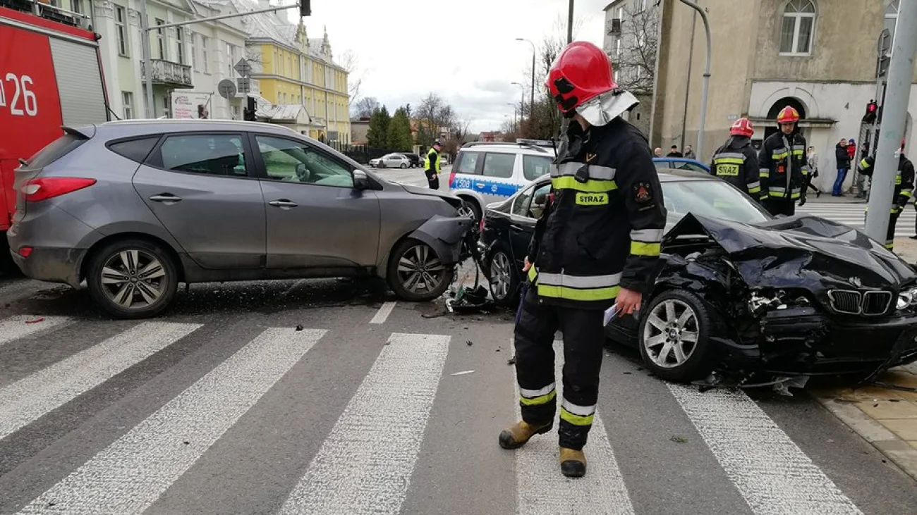 Dwie osoby poszkodowane po wypadku