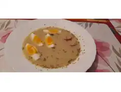 Żurek - tradycyjna zupa na wielkanoc. Jak go ugotować?