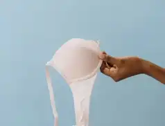 Podpowiadamy, jak do dużego biustu dobrać odpowiedni stanik