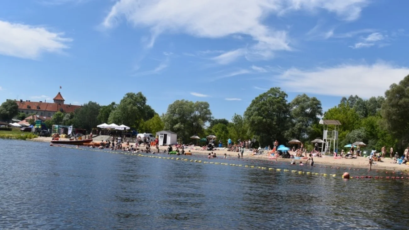Plaża miejska w Pułtusku nad Narwią 2022 otwarta