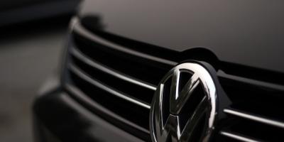 Pijany i bez prawka spowodował kolizję