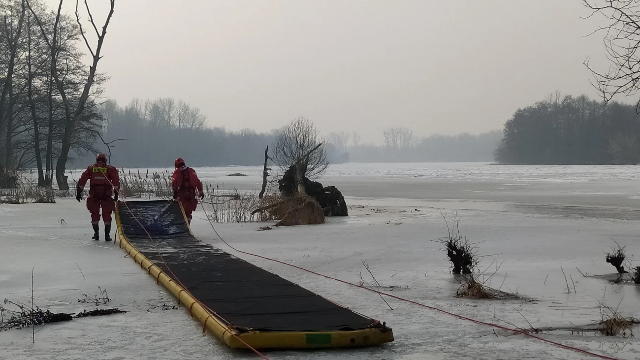 Pułtusk. Poszukiwania Jana Lityńskiego w Narwi trwają [ZDJĘCIA]