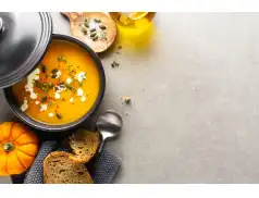 Jesienna kolacja. Sycące i zdrowe propozycje na chłodne wieczory