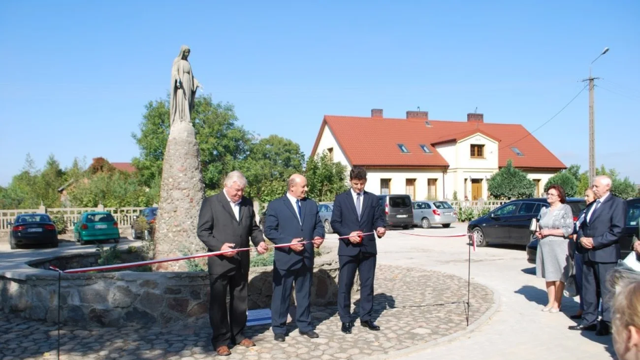 Plac Jana Pawła II w Winnicy otwarty