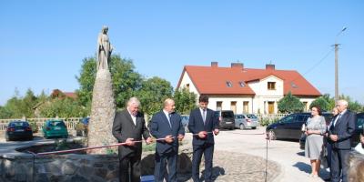 Plac Jana Pawła II w Winnicy otwarty